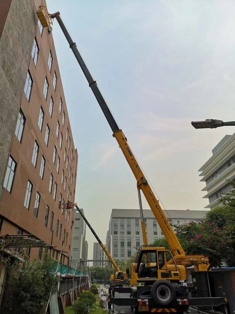 康定汽车吊出租哪家好，选择最靠谱的服务商指南