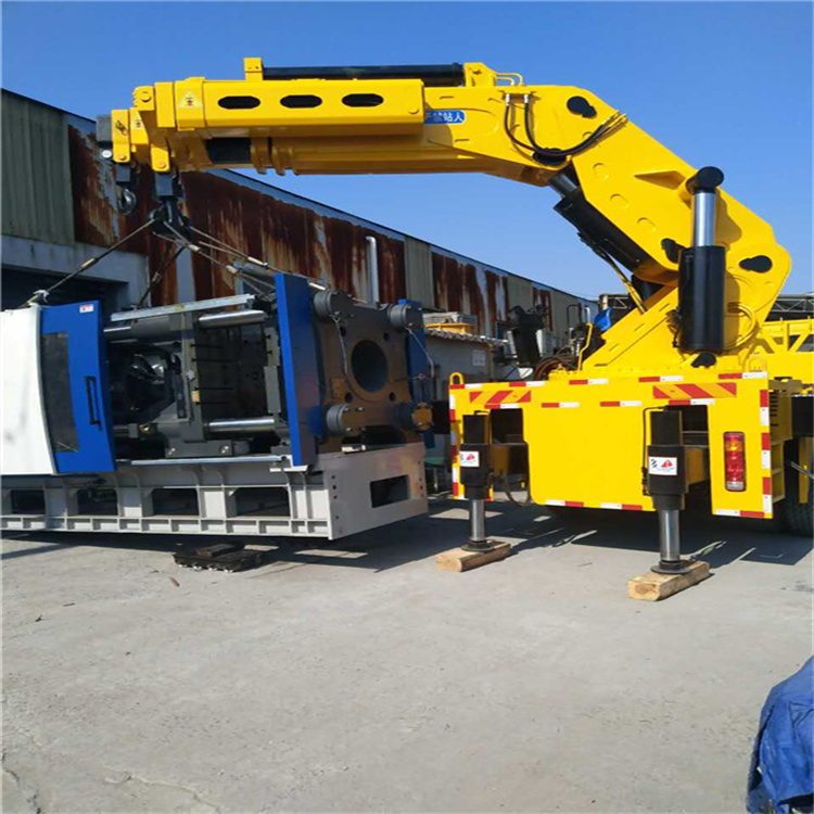 康定优质大吨位随车吊出租服务，助您高效施工