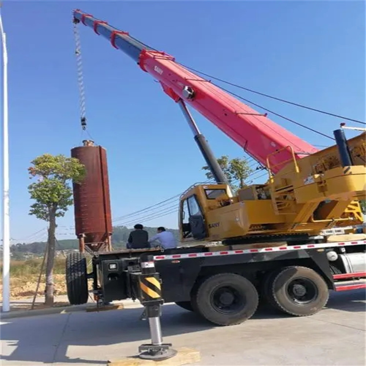 康定专业吊车租赁多少钱