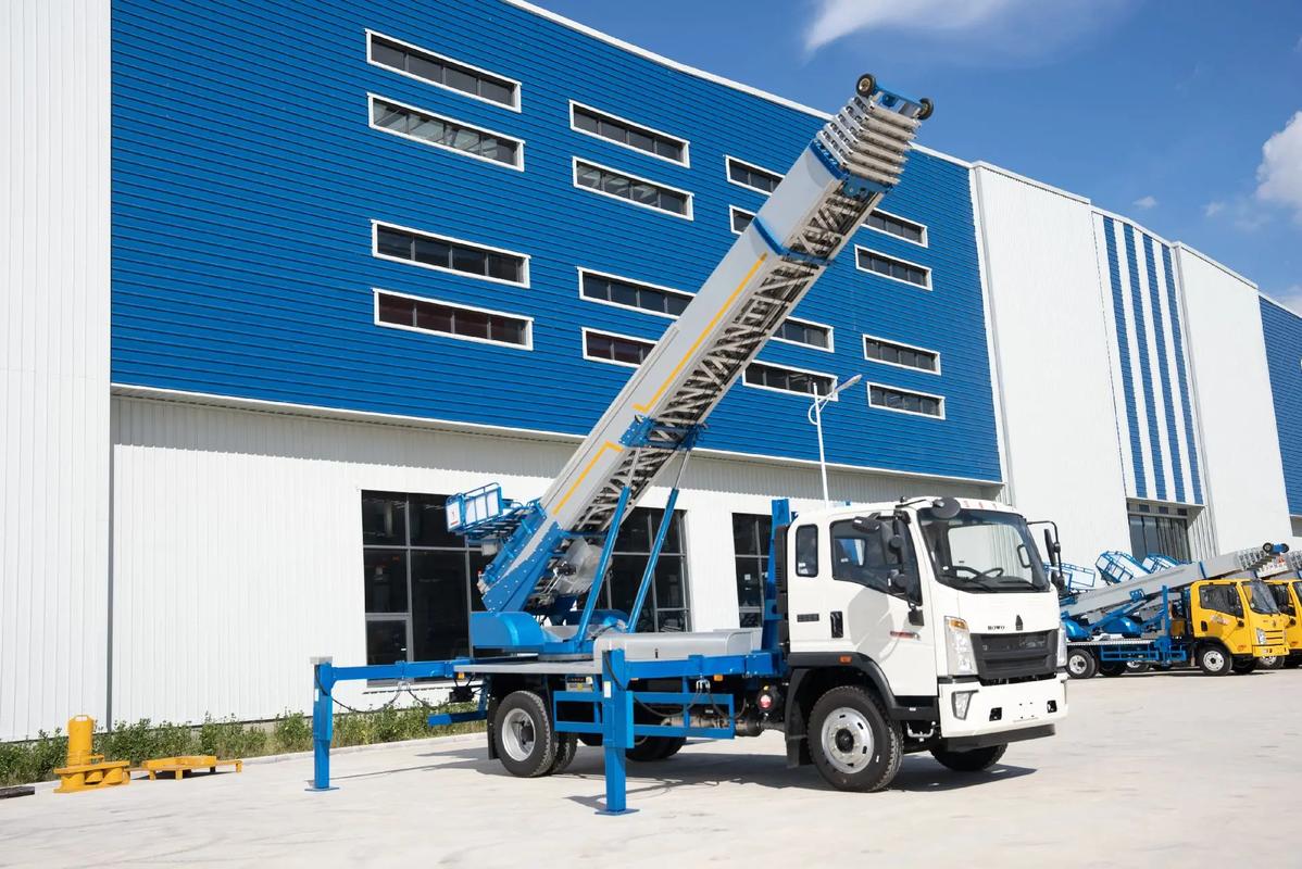 康定小型云梯车上料车租赁多少钱