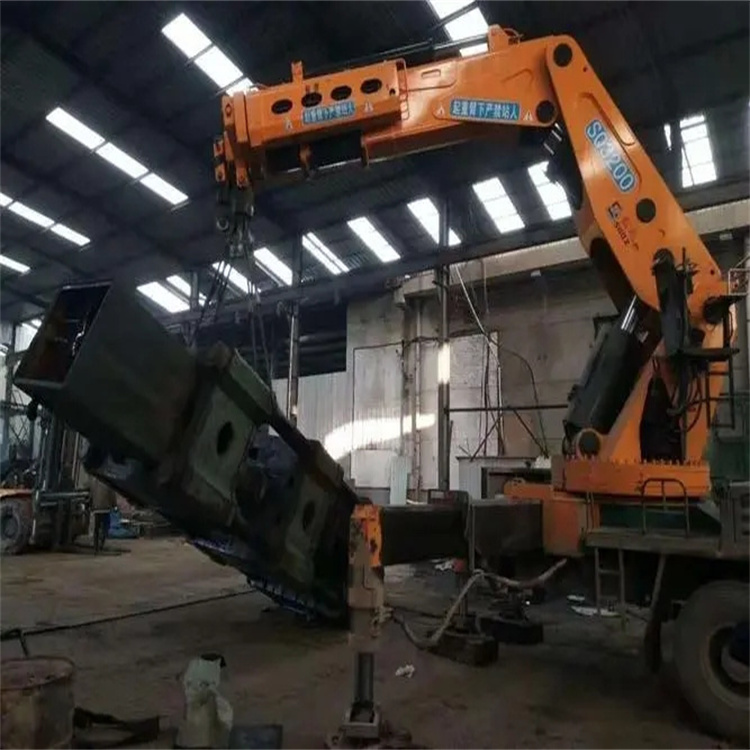 康定折臂吊出租怎么收费