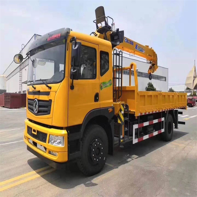 康定附近找一辆随车吊出租