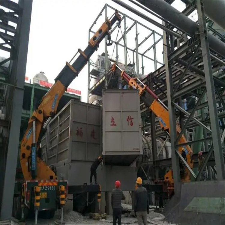 康定折臂吊车租赁电话