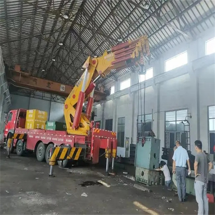 康定速查！附近自卸吊车租赁电话及租赁全攻略