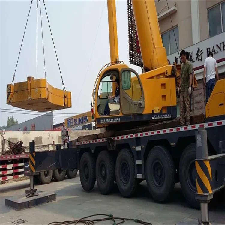 康定当地吊车出租|机器吊装|75吨|工厂搬迁服务