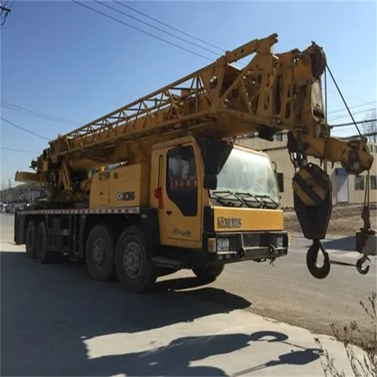 康定哪里有专业吊车出租